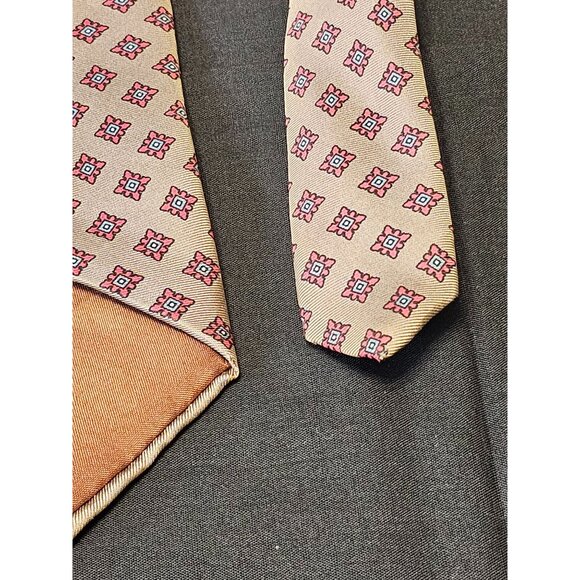 Vintage Arnie Men's Silk Tie With Geometric Pattern In Tan & Red - Picture 6 of 9